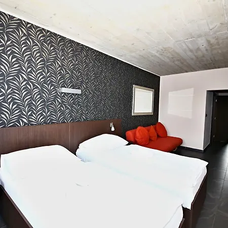 Jezerna Pensionat 3*