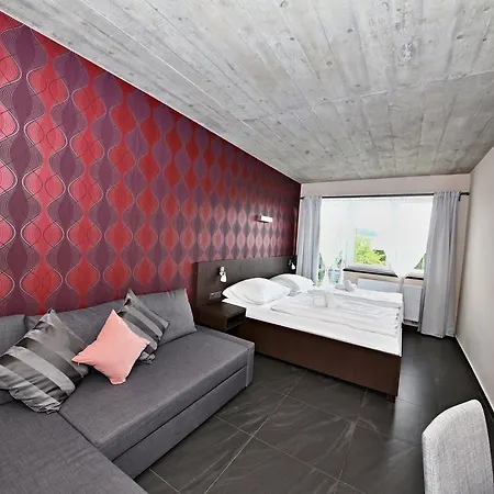 Jezerna 3* Zduchovice