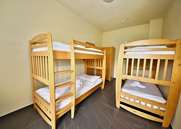 Jezerna بيت ضيافة