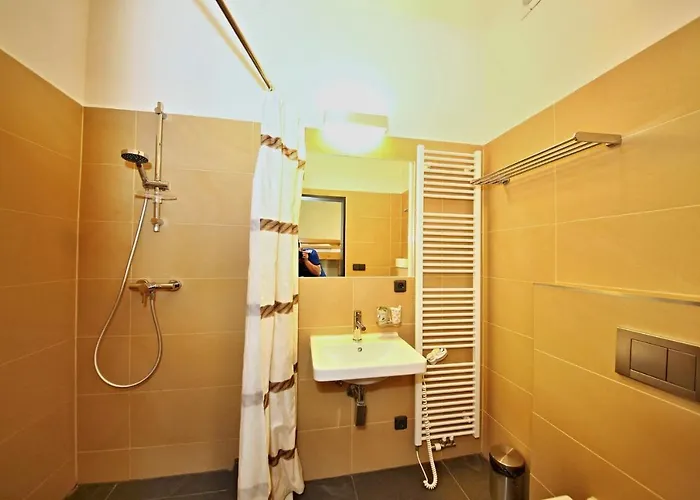 Jezerna 3* Zduchovice